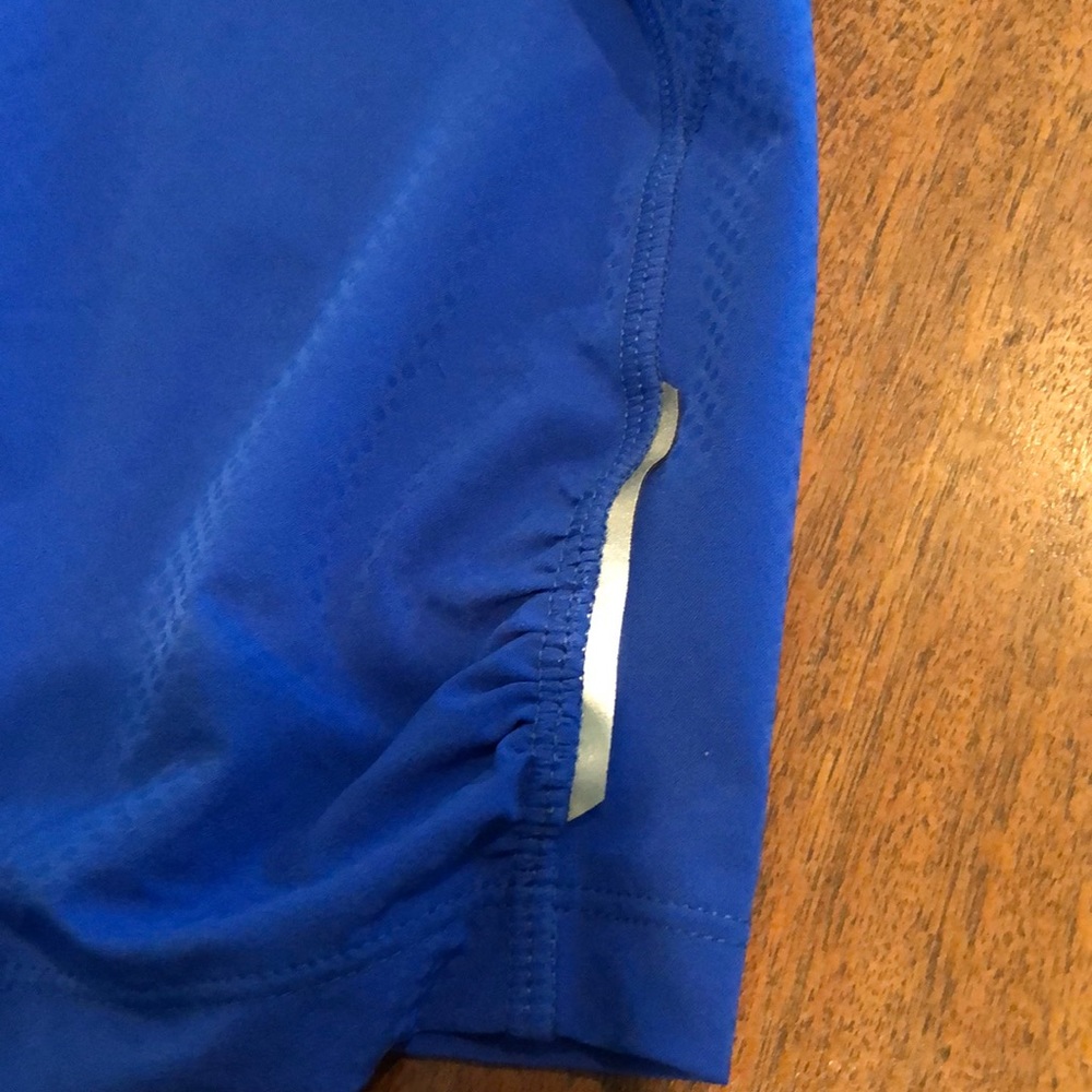 Athleta Capris Size Extra Small - image 5